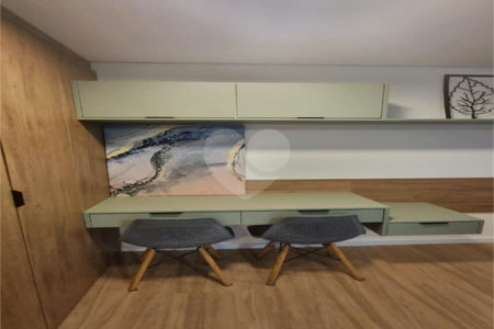 Studio Mobiliado com Varanda, Ar-Condicionado e Lazer Completo