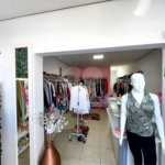 Casa residencial com ponto comercial a venda no Centro
