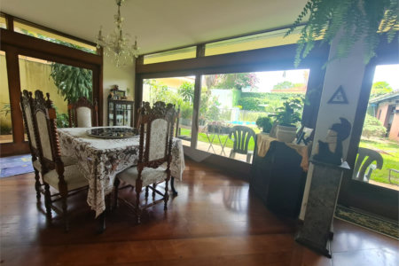 Casa à venda com 3 quartos, sendo 1 suíte, em Interlagos, São Paulo, SP