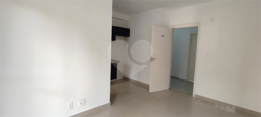 Apartamento com 2 dormitórios
