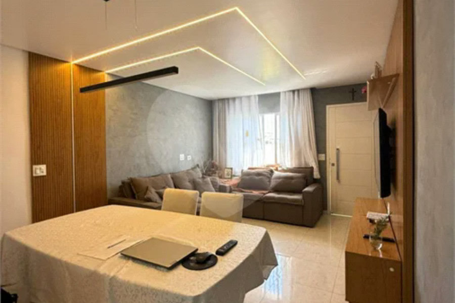 Casa à venda perto do metrô