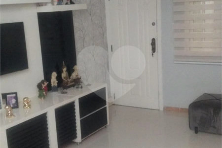 Linda Casa Sobrado a venda no Alto da Mooca com excelente acabamento, semi mobiliada com 2 suítes