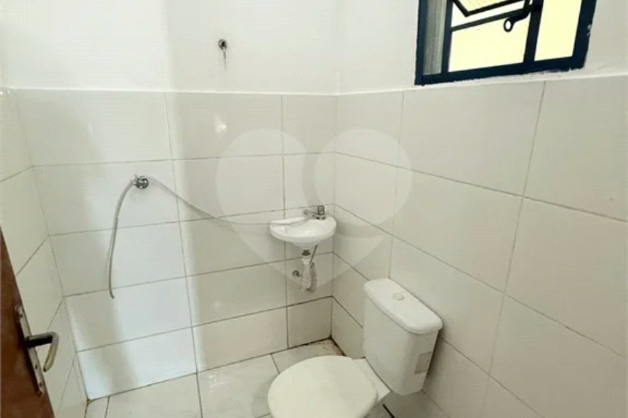 Salão Comercial para alugar no Bairro Água Branca
