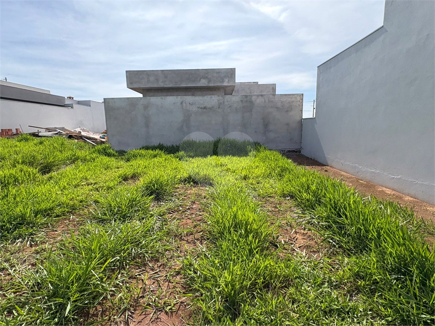 Loteamento á venda no Residencial Villenevve.