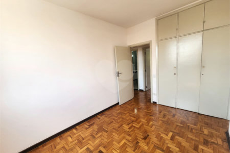 Apartamento no Edifício São Carlos