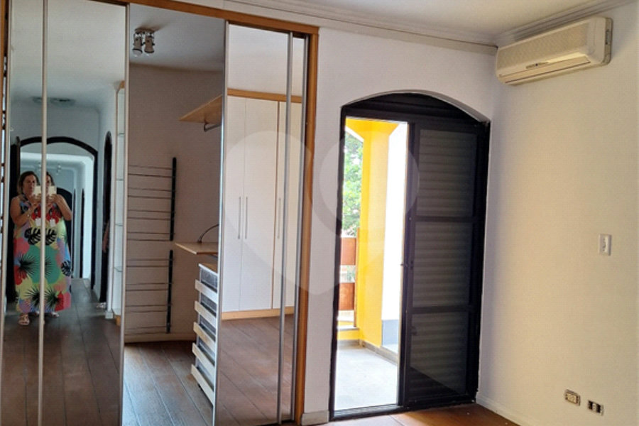 Sobrado à venda com 3 quartos, sendo 1 suíte,  em Vila Maria, São Paulo, SP