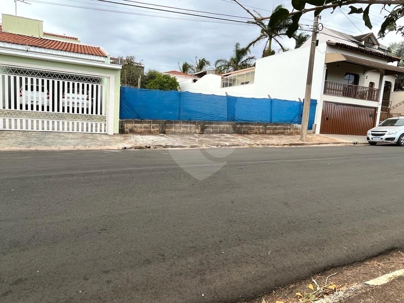 Oportunidade Única no Jardim Cardinalli – Terreno em Localização Privilegiada.