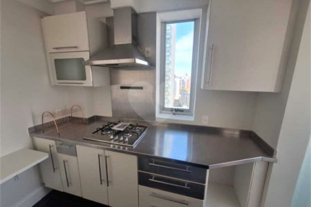 Apartamento para locação com 2 dormitórios, sendo 1 suíte com 02 vagas, totalmente climatizado nos 3 ambientes