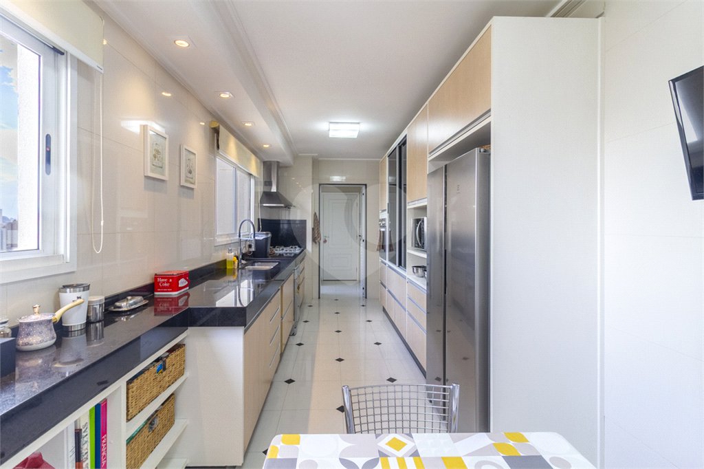 Apartamento para venda no Alto da Moóca, com 178 m², 3 suítes, 3 vagas.