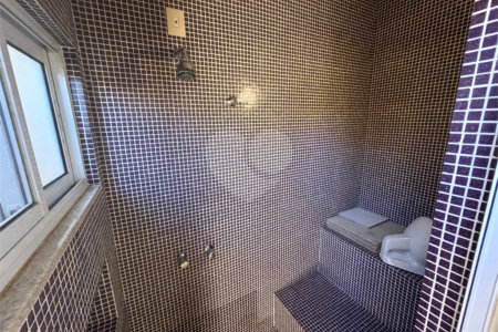 Casa á venda condomínio Damha I