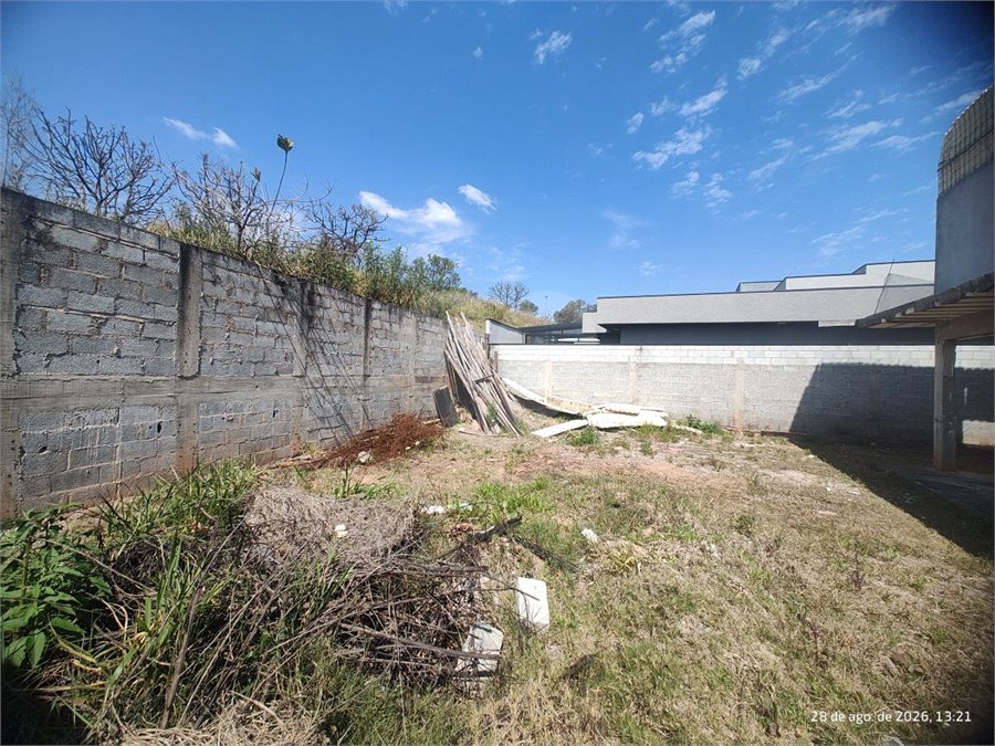 Terreno 810 metros à venda em Atibaia com projeto aprovado exclusivo de alto padrão com construção inacabada