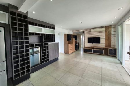 Apartamento à venda ou para alugar, 110m² com 2 quartos, sendo 1 suíte, escritório e  vagas Condomínio Paulistano, São Paulo - SP