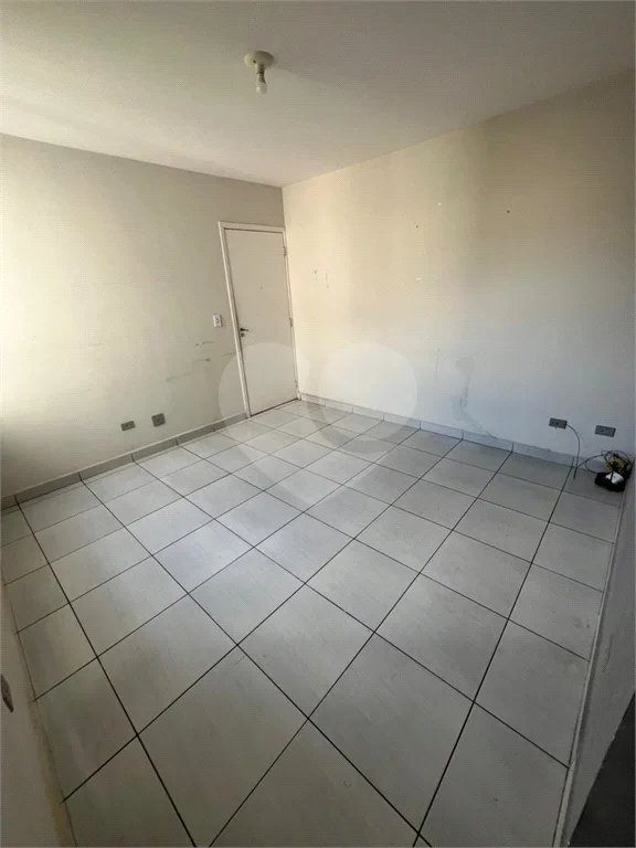 Apartamento de 2 dormitórios no Jardim Novo Ângulo, em Hortolândia!