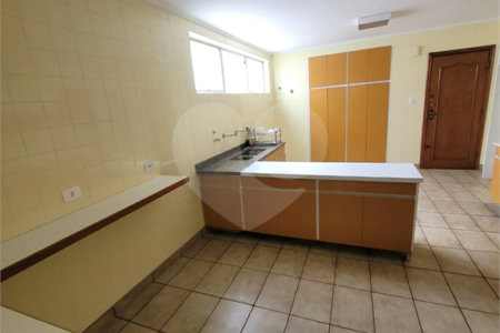 Excelente apartamento à venda no Paraíso, 3 quartos (1 suíte), localização privilegiada