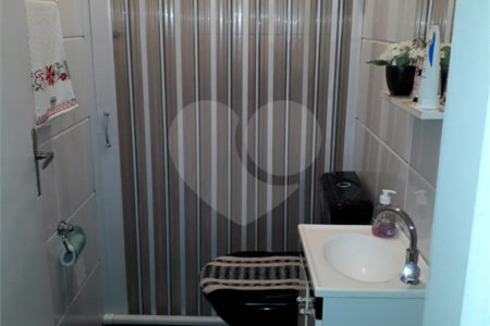 Casa à venda com 3 quartos, sendo 1 suíte, em Interlagos, São Paulo, SP