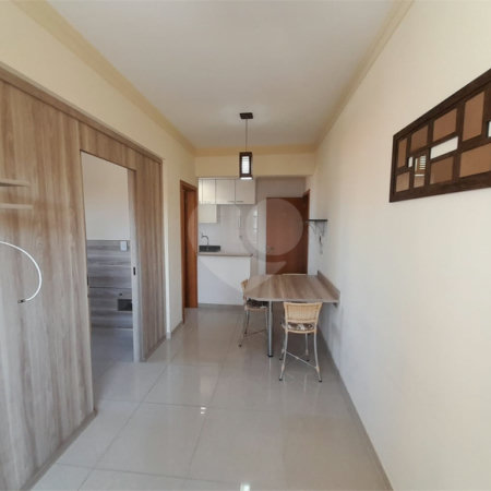 Apartamento à Venda ou para Locação no Edifício Marchal Estilo - São Carlos