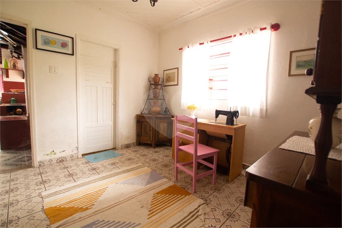 Sítio à venda com 8 quartos, sendo 4 suítes, em Taiaçupeba, Mogi das Cruzes, SP