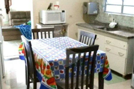 Sobrado com 212m² , 3 dormitórios , 2 vagas , à venda em Santo André.