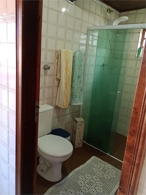 Casa à venda com 6 quartos, sendo 2 suítes, em Parque São George, Cotia, SP