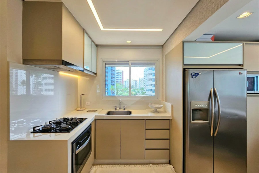 Apartamento à venda com 3 quartos, sendo 1 suíte,  em Riviera de São Lourenço, Bertioga, SP