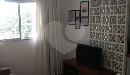 Sobrado à venda com 2 quartos em Vila Bertioga, São Paulo, SP