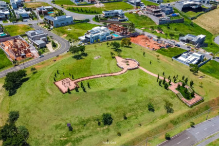 Terreno à venda no condomínio Residencial Campo de Toscana, Vinhedo - SP