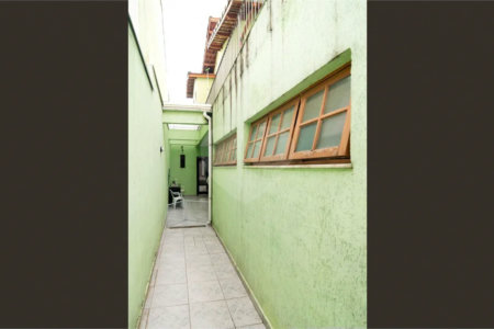 Casa para venda e locação no Campo Belo de 120M² com 3 dormitórios, 1 suíte e 3 vagas