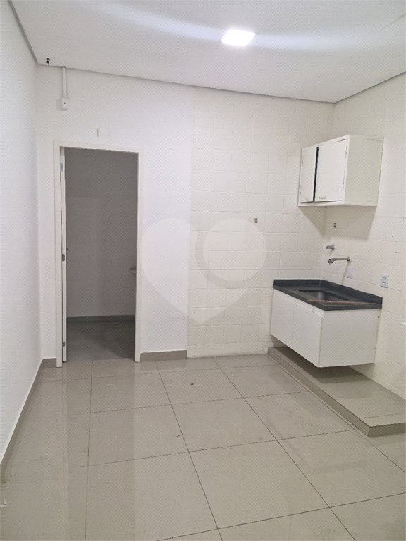 PRÉDIO COMERCIAL PRÓXIMO A FARIA LIMA - SUPER REFORMADO