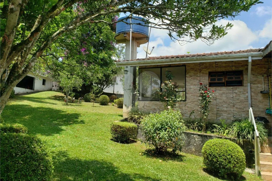 Maravilhosa Chácara. Venha fazer uma visita