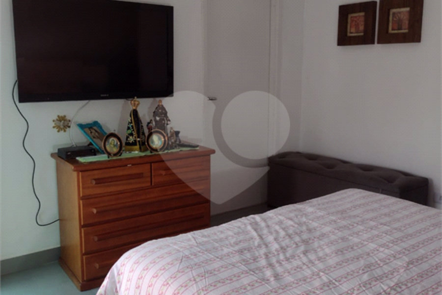 Excelente Sobrado na Cidade Lider - Casa - vendo