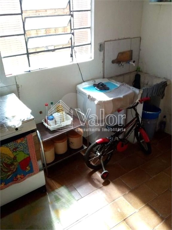 Casa em excelente localização na Vila Prado á venda.