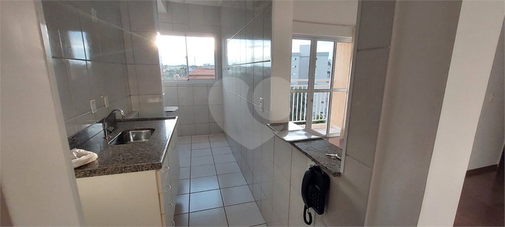 Apartamento 1 dormitório no Condomínio Parque das Violetas