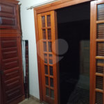 Casa térrea de 90² no Campo Belo com 2 dormitórios e vaga de garagem