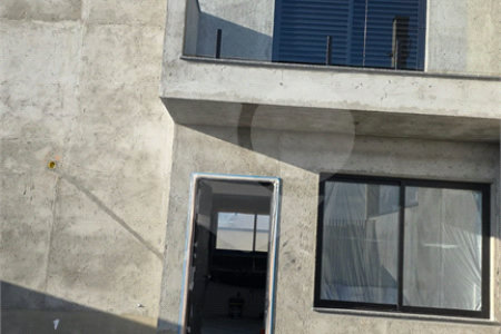 Lindo Sobrado Moderno duas Suítes Á/ C de 80m² Terreno de 150m² no Jd Jaraguá em Atibaia - SP