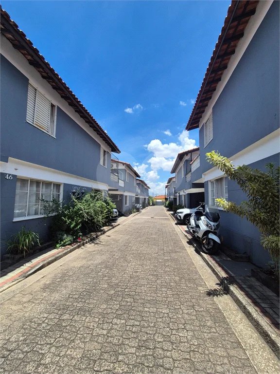 Casa em condomínio , com 72m² , 2 dormitórios , 1 vaga , à venda no bairro da Penha.