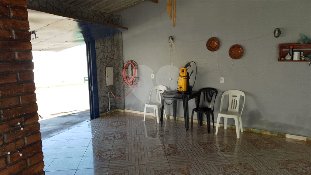 Casa a venda com 2 dormitorios sendo ! suite em iIbate