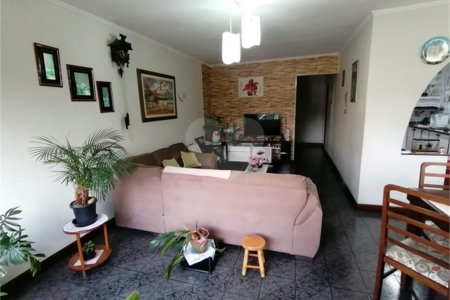 CASA RESIDENCIAL À VENDA NO MANDAQUI COM 260m2 EM TERRENO DE 500m2.