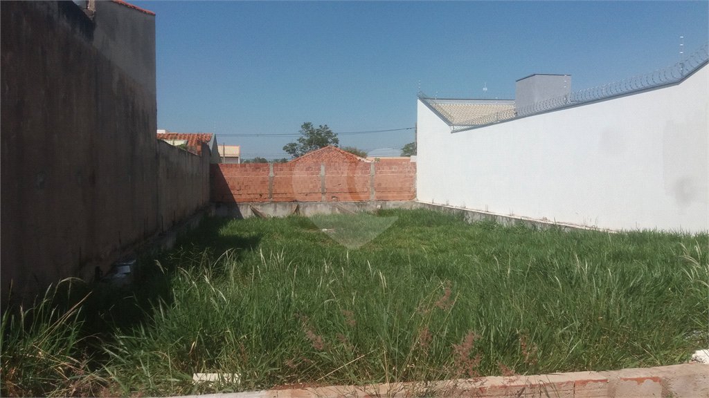 Terreno no Jardim Embaré.