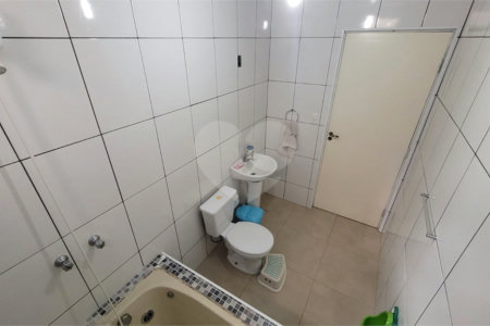 Sobrado Residencial no bairro Douradinho