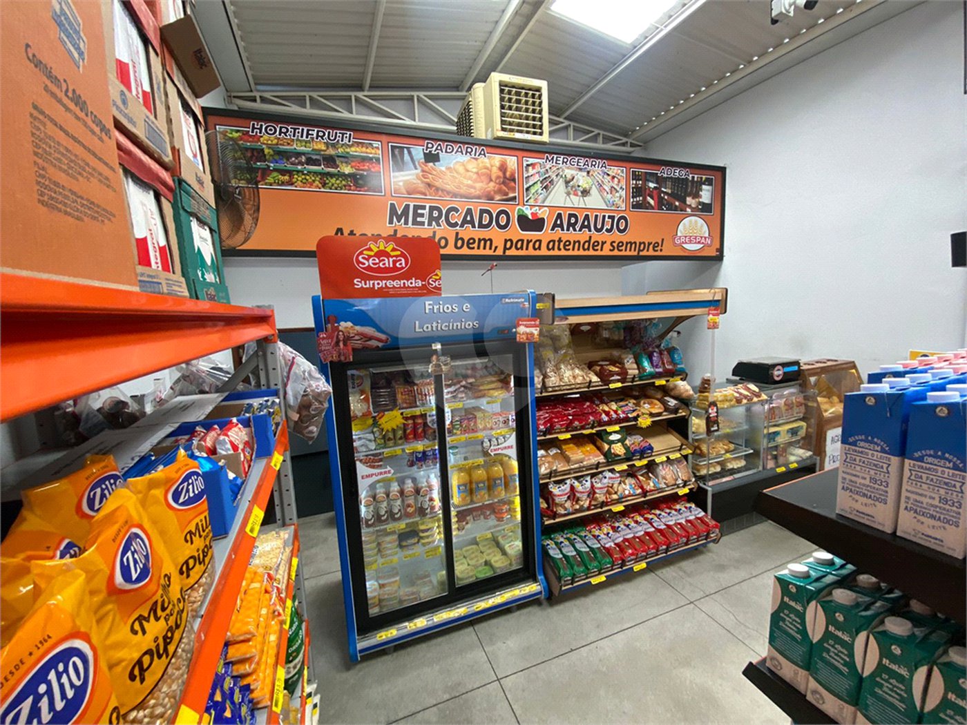 Sobrado comercial/residencial no Cidade Aracy