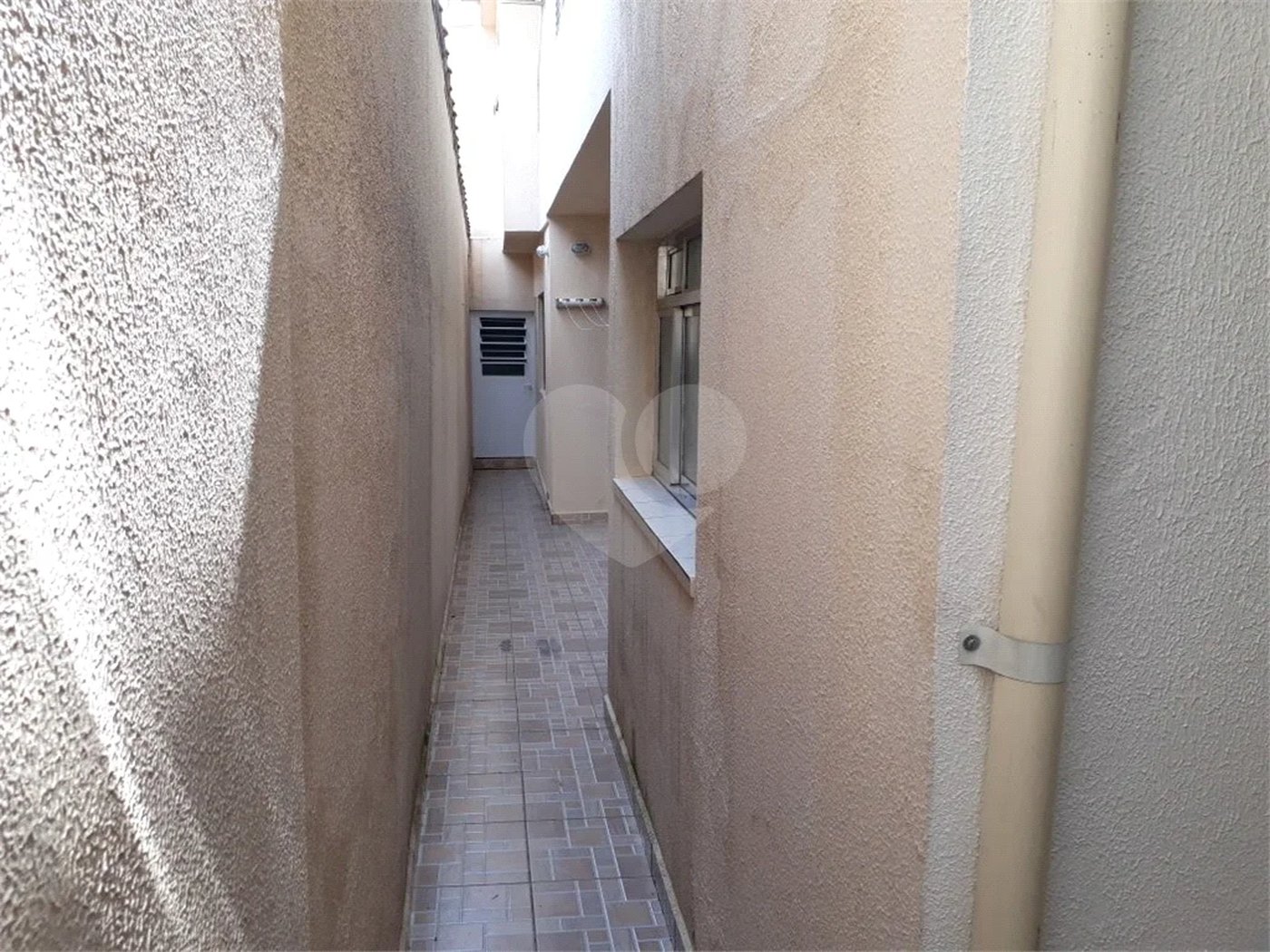 Sobrado á venda 222m² 3 quartos na região do metrô Guilhermina Esperança, Penha