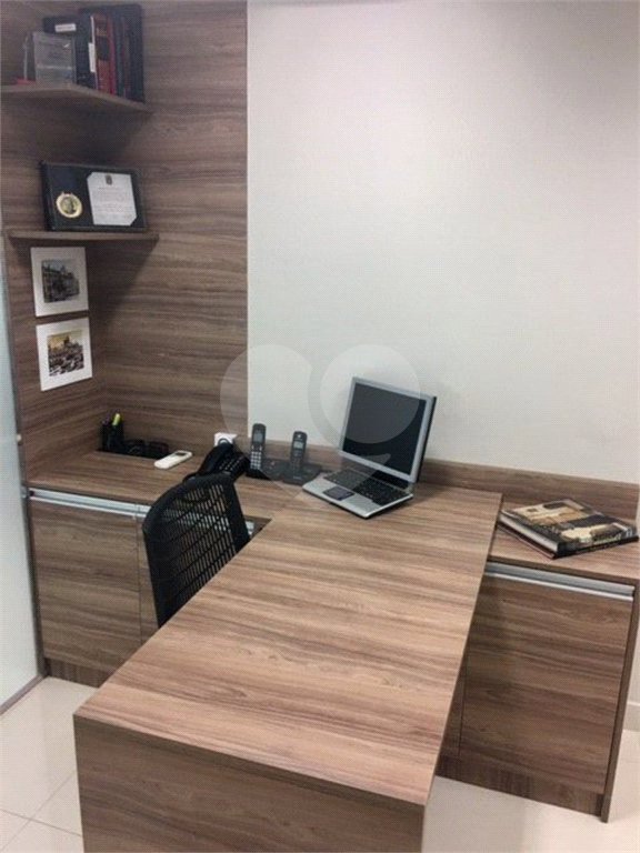 Conjunto comercial para locação no Itaim Bibi, 51 m²