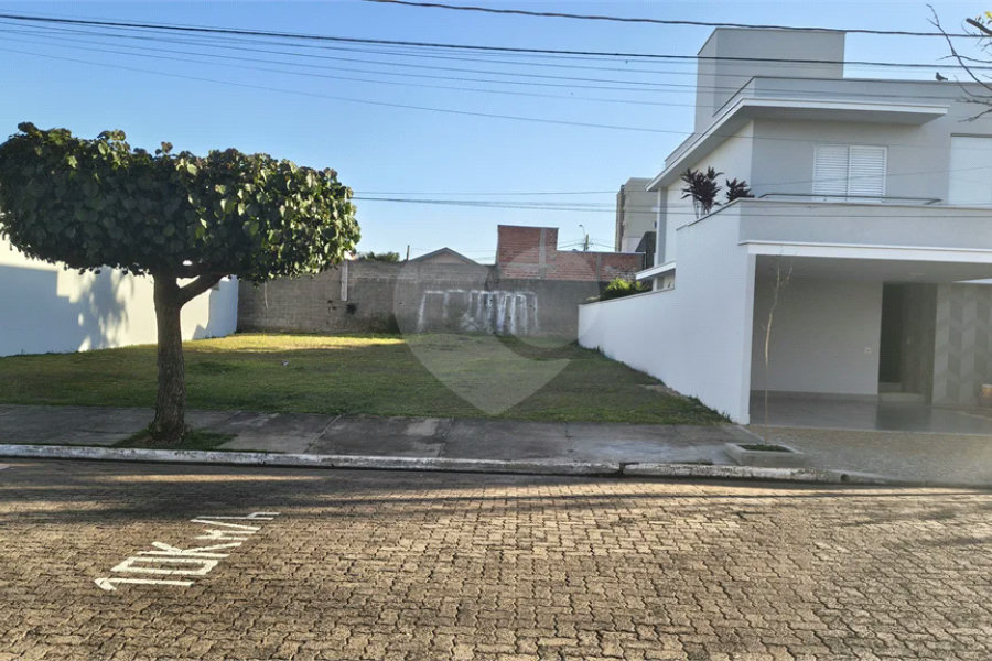 Terreno à venda no Convívio São Francisco - Piracicaba/SP.