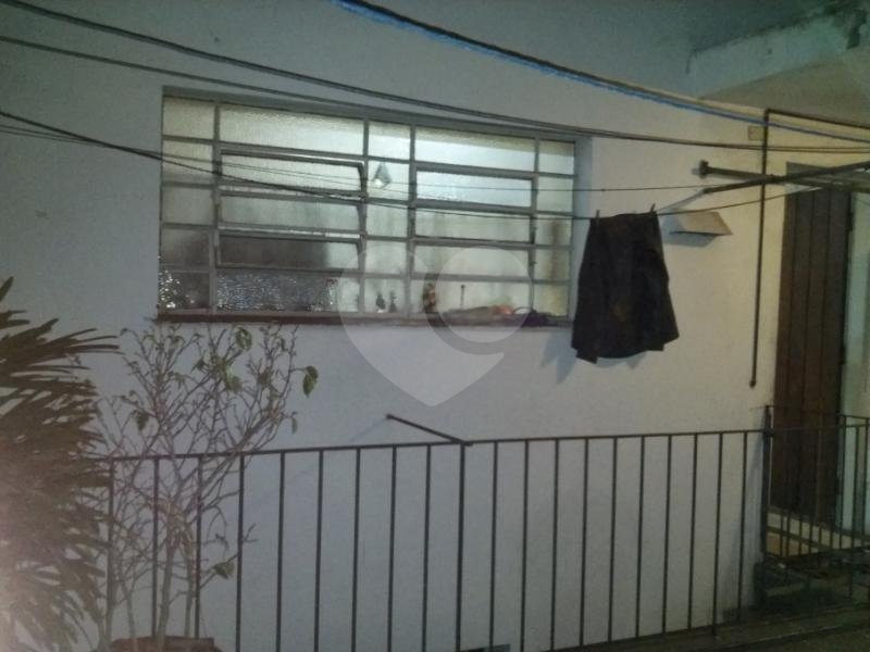 Sobrado com 180m², 3 quartos e 2 vagas