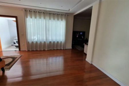 Casa à venda com 3 suítes em Jardim Trussardi, São Paulo, SP