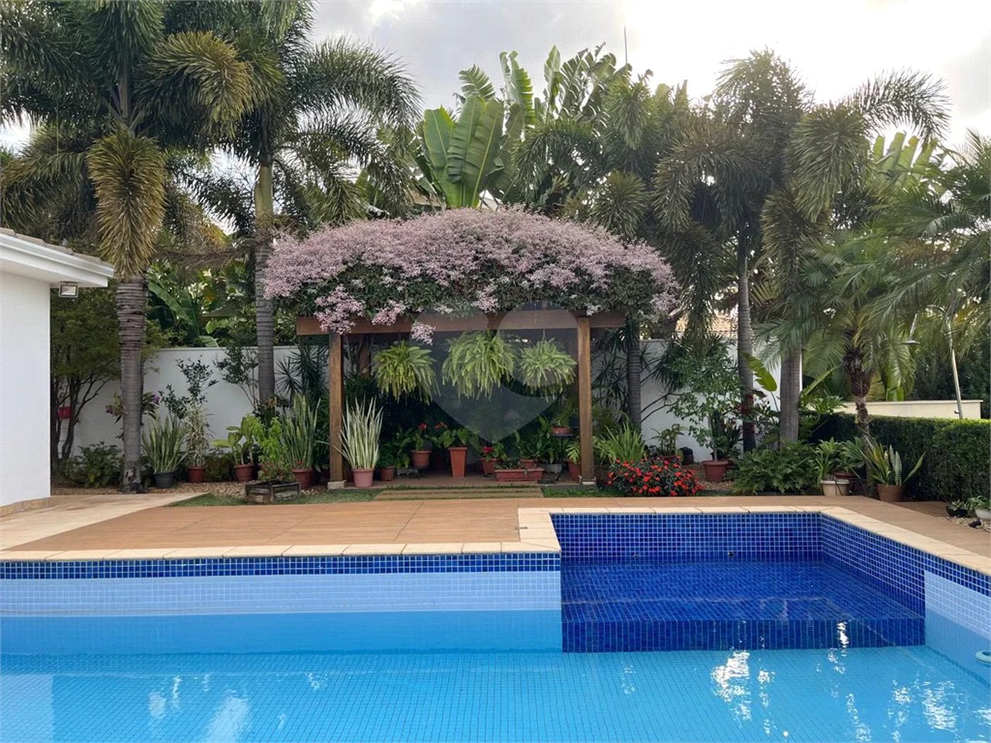 Excepcional Casa de 4 Suítes no Condomínio Monte Alegre em Piracicaba