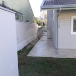 Sobrado à venda com 3 quartos, sendo 1 suíte,  em Condomínio Residencial Terras do Caribe, Valinhos, SP
