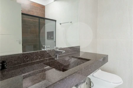 Casa à venda com 4 suítes no condomínio Vale da Santa Fé, Vinhedo - SP