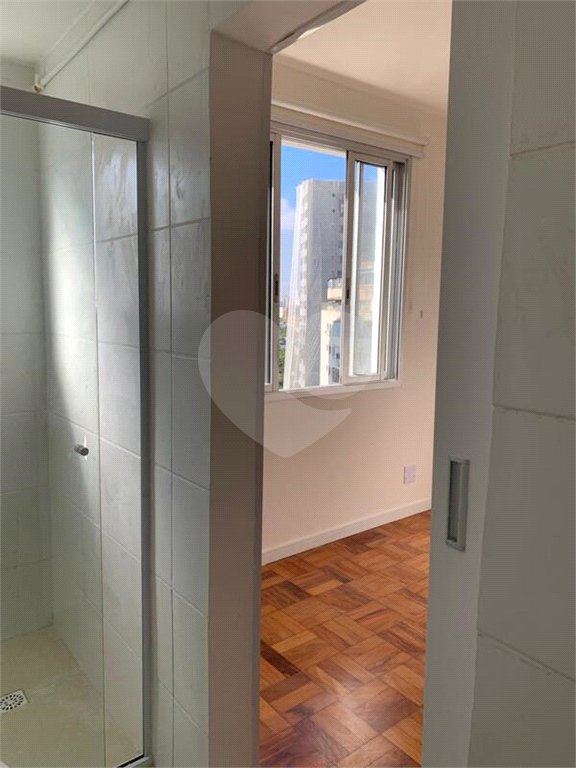 Apartamento á venda no Centro de São Paulo de 26m² com 1 dormitório