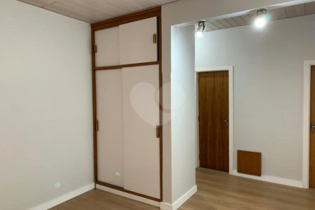 Casa térrea com 4 quartos á venda em Araras, São Paulo - SP